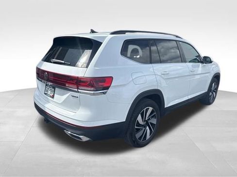 Used 2024 Volkswagen Atlas SE image 5