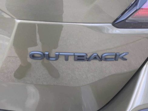 Certified 2025 Subaru Outback Onyx Edition AWD/4WD image 44