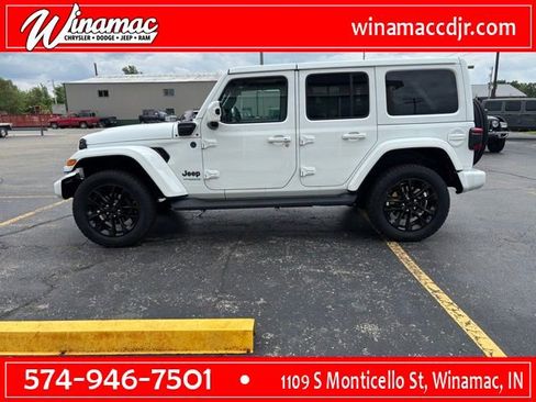 Used 2021 Jeep Wrangler Unlimited Sahara AWD/4WD image 4