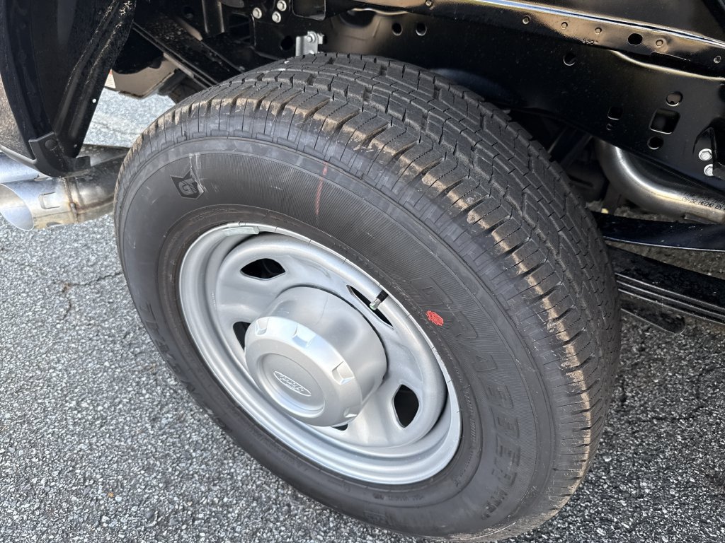 New 2026 Ford F350 XL w/ 360-Degree Camera Package RWD image 18