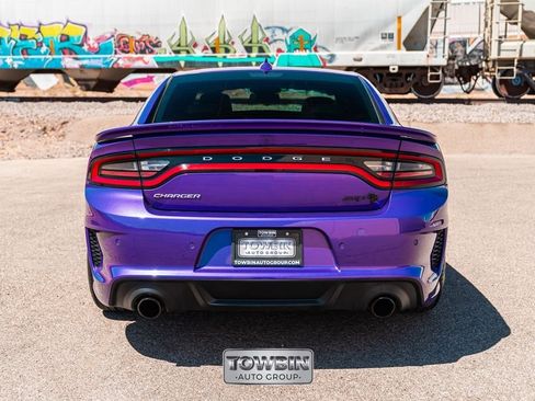 Used 2023 Dodge Charger SRT Hellcat w/ Harman/Kardon Audio Group RWD image 5