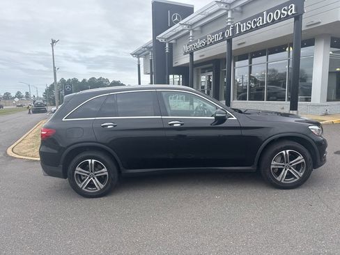 Used 2018 Mercedes-Benz GLC 300 image 3