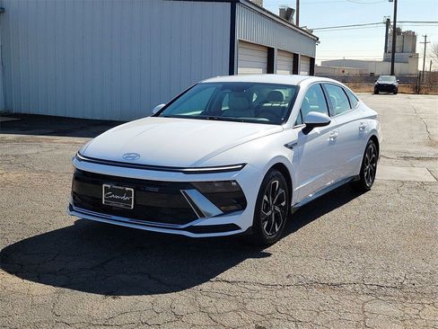 Used 2025 Hyundai Sonata SEL image 4