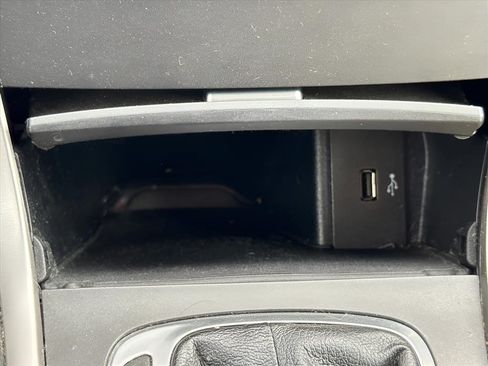 Used 2017 Ford Edge SEL w/ Cargo Accessory Package AWD/4WD image 12