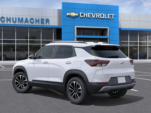 New 2026 Chevrolet TrailBlazer LT w/ LT Cold Weather Package AWD/4WD image 3