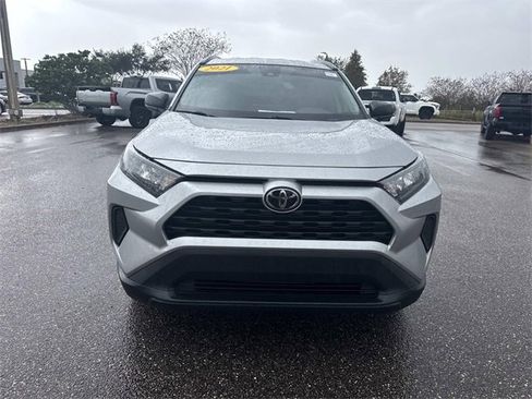 Used 2021 Toyota RAV4 LE w/ Carpet Mat Package (TMS) image 9