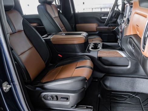 Used 2021 Chevrolet Silverado 3500 High Country image 32