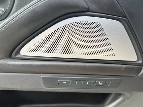 Used 2016 BMW M5 RWD image 13