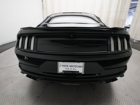 Used 2018 Ford Mustang GT w/ Black Accent Package RWD image 25