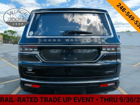 Used 2022 Jeep Grand Wagoneer Series III w/ Rear Seat Video Group 1 AWD/4WD image 6