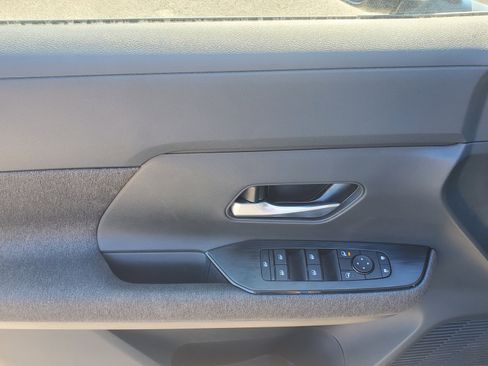 New 2025 Nissan Kicks SV w/ Illumination Package image 21