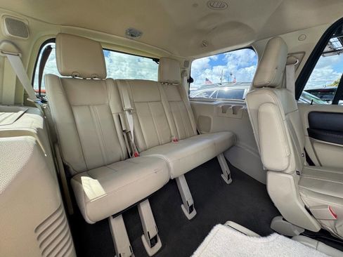 Used 2015 Lincoln Navigator 4WD w/ Equipment Group 101A Reserve image 13