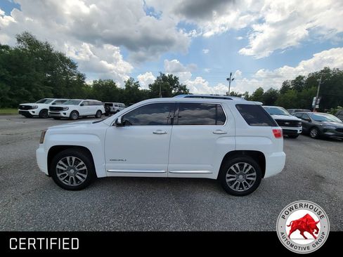 Used 2017 GMC Terrain Denali AWD/4WD image 2