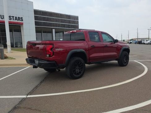 Used 2025 Chevrolet Colorado Trail Boss AWD/4WD image 6