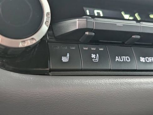 Certified 2026 Toyota Sequoia Capstone AWD/4WD image 17