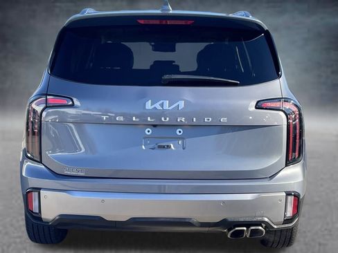 Used 2025 Kia Telluride EX image 24