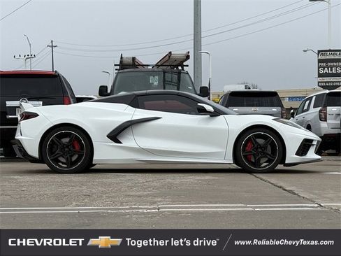 Used 2023 Chevrolet Corvette Stingray Premium Conv w/ Z51 Performance Package image 5