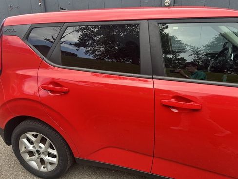 Used 2020 Kia Soul S FWD image 23