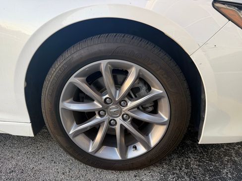 Used 2021 Acura TLX image 3