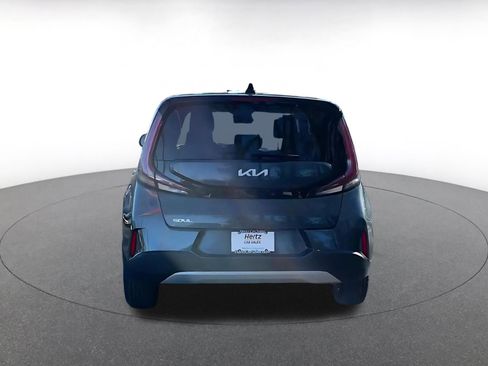 Used 2025 Kia Soul LX w/ LX Technology Package image 7