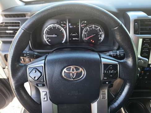 Used 2024 Toyota 4Runner Limited AWD/4WD image 14