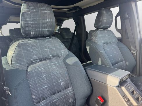 New 2025 Ford Bronco Heritage Edition image 15