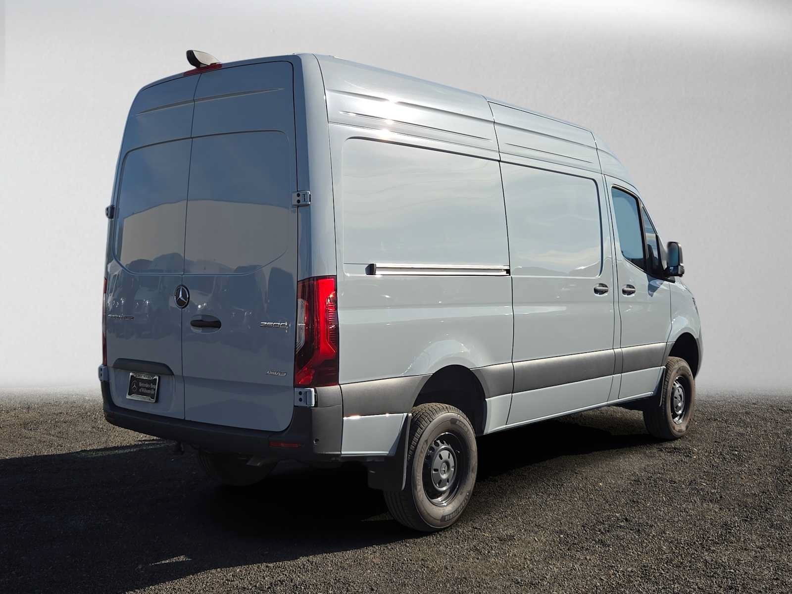 Used 2026 Mercedes-Benz Sprinter 2500 image 3
