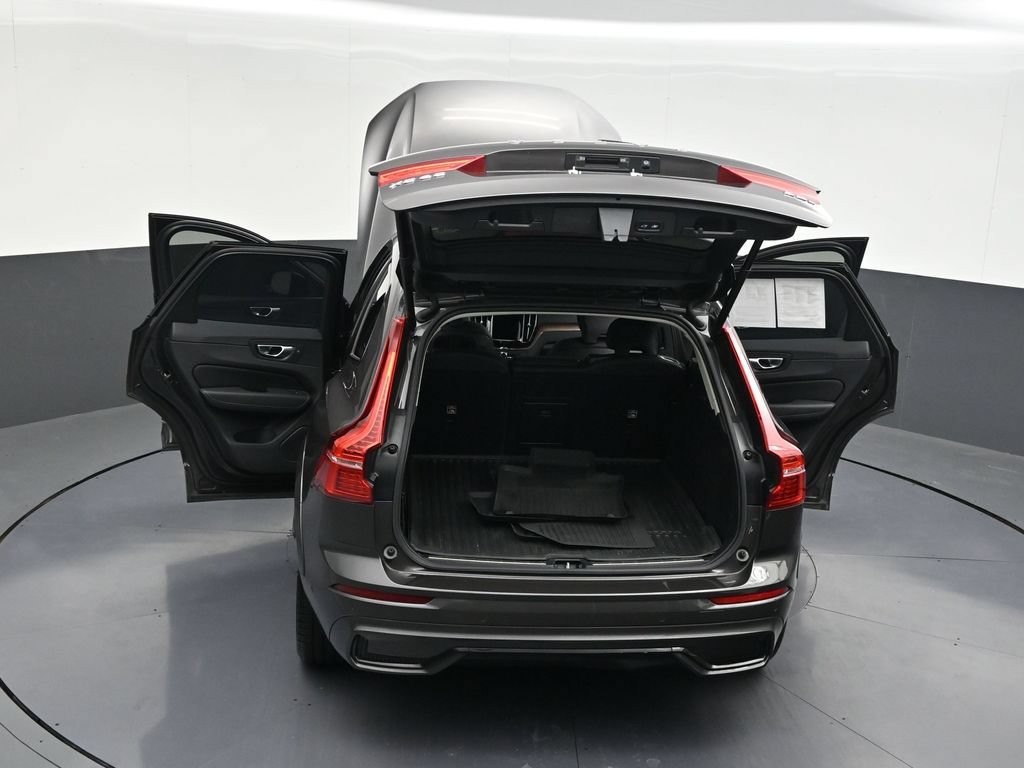 Used 2024 Volvo XC60 B5 Ultimate AWD/4WD image 36