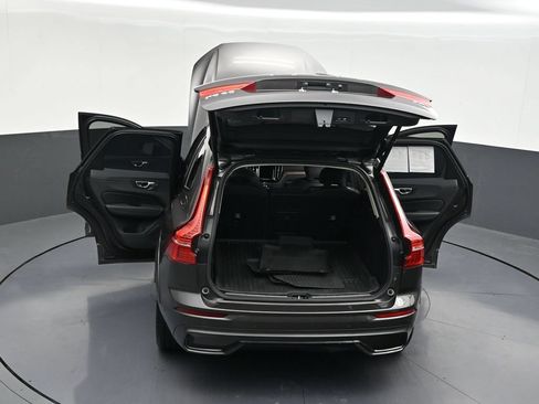 Used 2024 Volvo XC60 B5 Ultimate AWD/4WD image 36