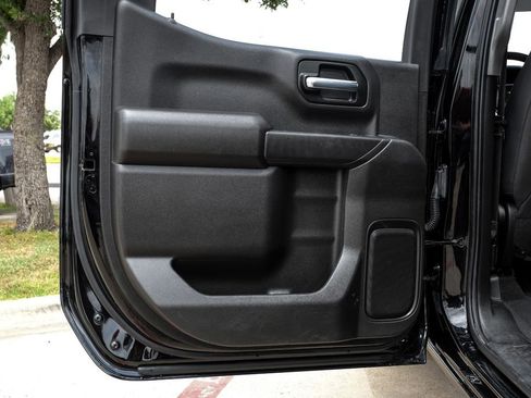 Used 2022 Chevrolet Silverado 1500 Custom w/ Safety Confidence Package AWD/4WD image 43