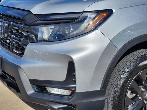 Certified 2025 Honda Ridgeline Sport image 23