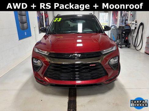 Used 2023 Chevrolet TrailBlazer RS w/ Sun and Liftgate Package image 3