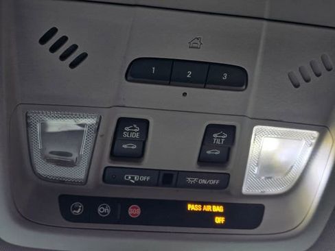 Used 2019 GMC Acadia SLT w/ LPO, Floor Liner Package image 34