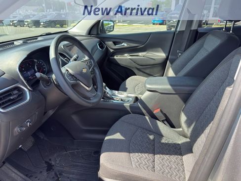 Used 2023 Chevrolet Equinox LT FWD image 12
