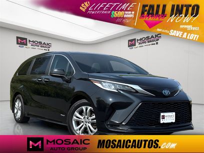 Used 2021 Toyota Sienna XLE
