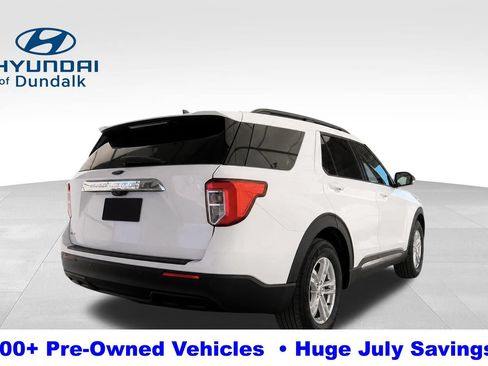 Used 2021 Ford Explorer XLT RWD image 2