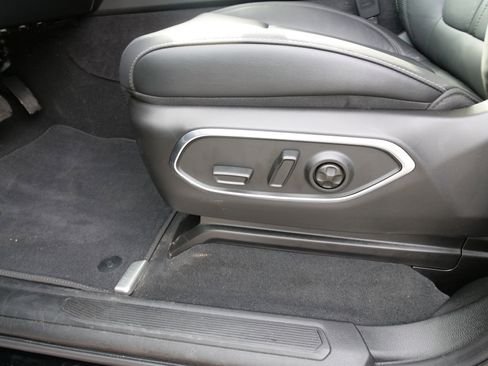 New 2026 Jeep Grand Wagoneer Limited image 16