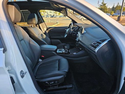 Used 2024 BMW X3 xDrive30i image 11