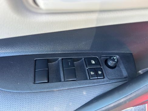Used 2025 Toyota Corolla LE FWD image 21