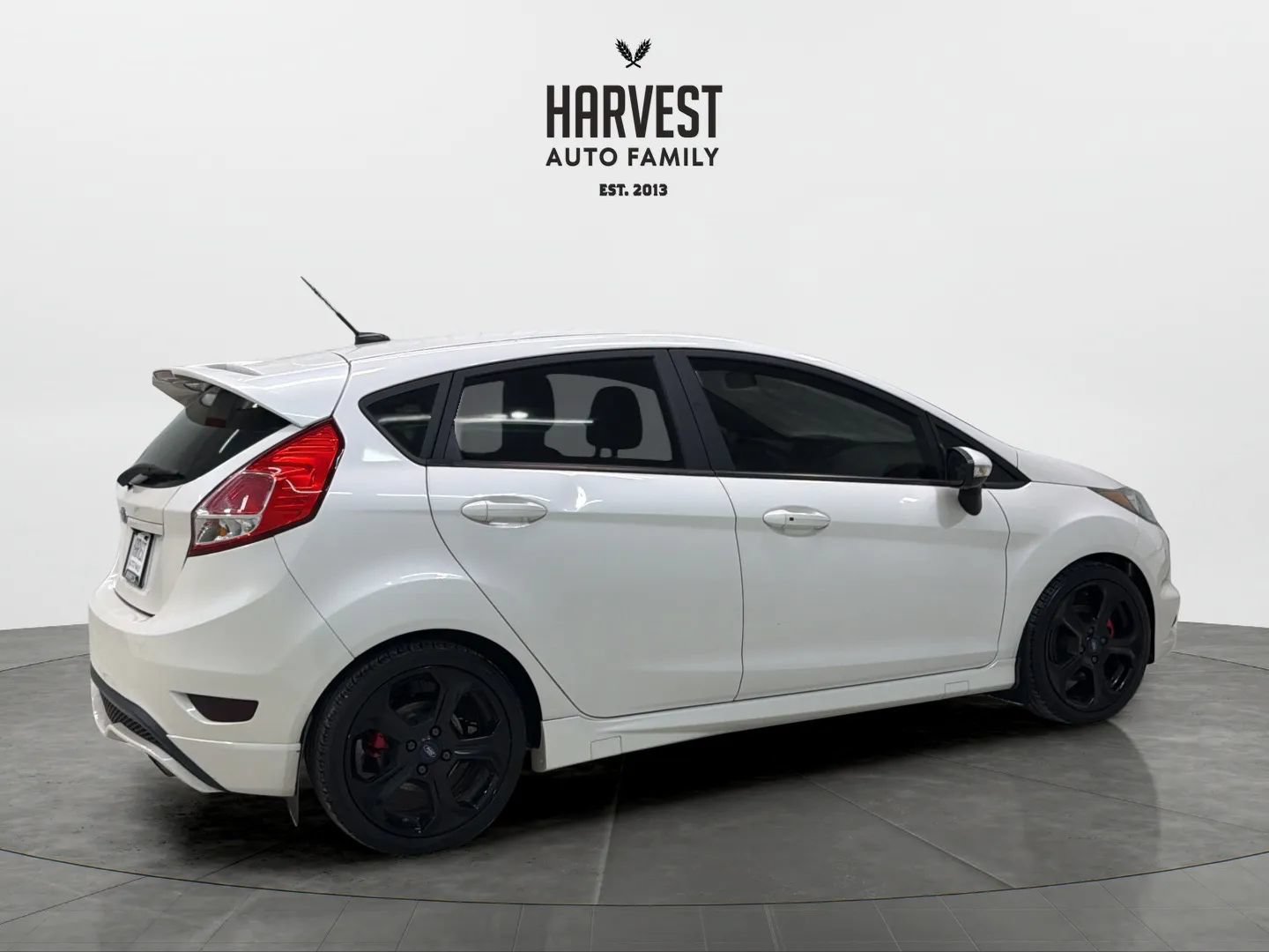Used 2019 Ford Fiesta ST FWD image 7