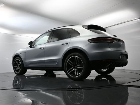Used 2021 Porsche Macan S image 46