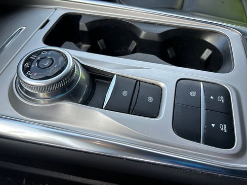 Used 2023 Ford Explorer XLT w/ Equipment Group 202A image 21