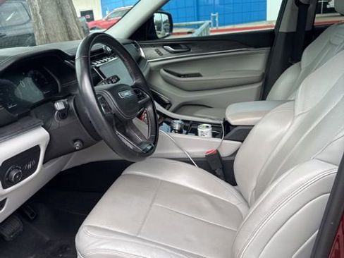 Used 2021 Jeep Grand Cherokee L Overland w/ Advanced Protech Group III AWD/4WD image 6