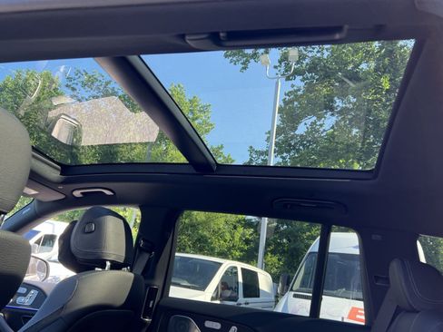 New 2026 Mercedes-Benz GLS 450 4MATIC image 29