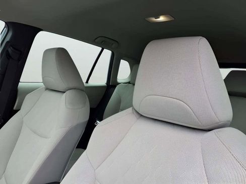 Used 2026 Toyota Corolla Cross L FWD image 16
