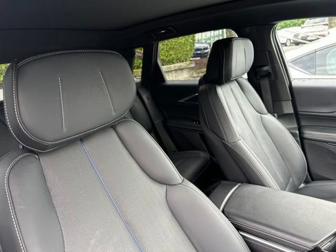 Certified 2024 Cadillac Lyriq Luxury w/ LPO, Floor Liner Package AWD/4WD image 20