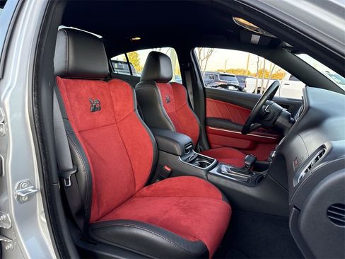 Used 2022 Dodge Charger Scat Pack image 28