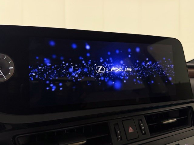 Used 2025 Lexus ES 350 w/ Premium Package FWD image 21