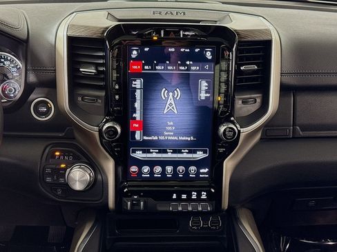 Used 2020 RAM 1500 Laramie image 15
