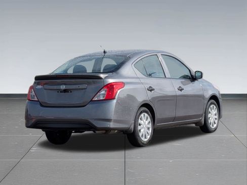 Used 2017 Nissan Versa S Plus FWD image 8